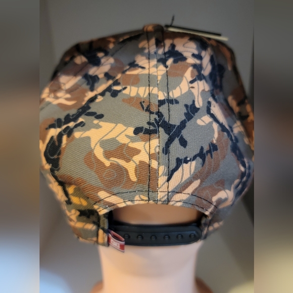 BNWT DC Shoes Camo Hat - Picture 7 of 8